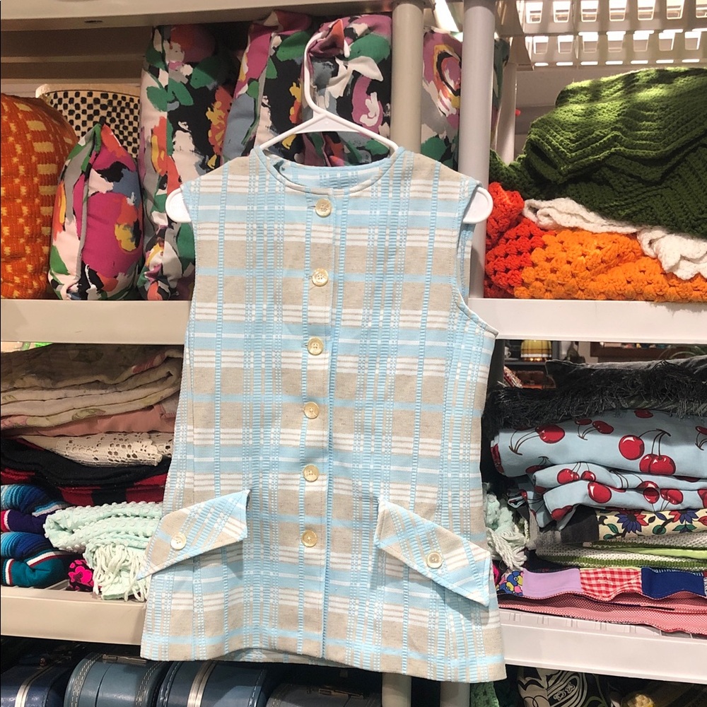 💙 Light Blue & Gray & Cream Plaid Sleeveless Button Vest